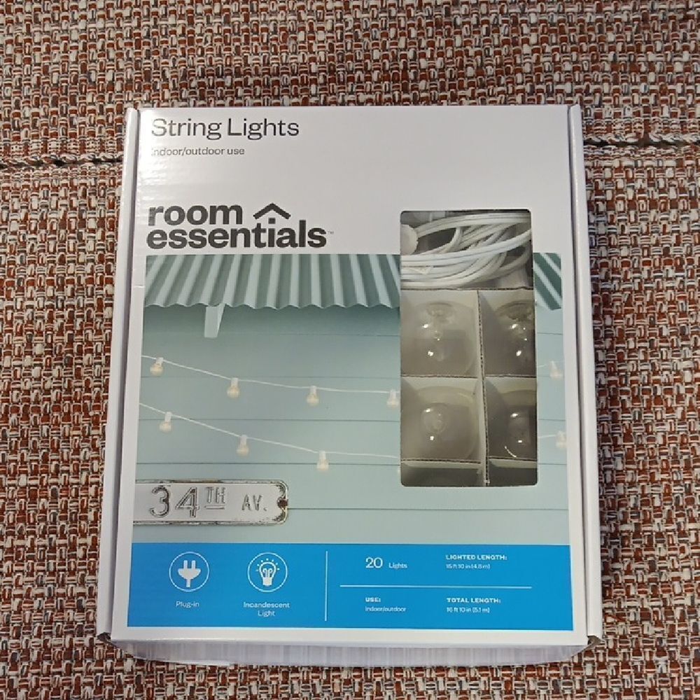 In & Out Plug In Warm Lights New In Box‎
